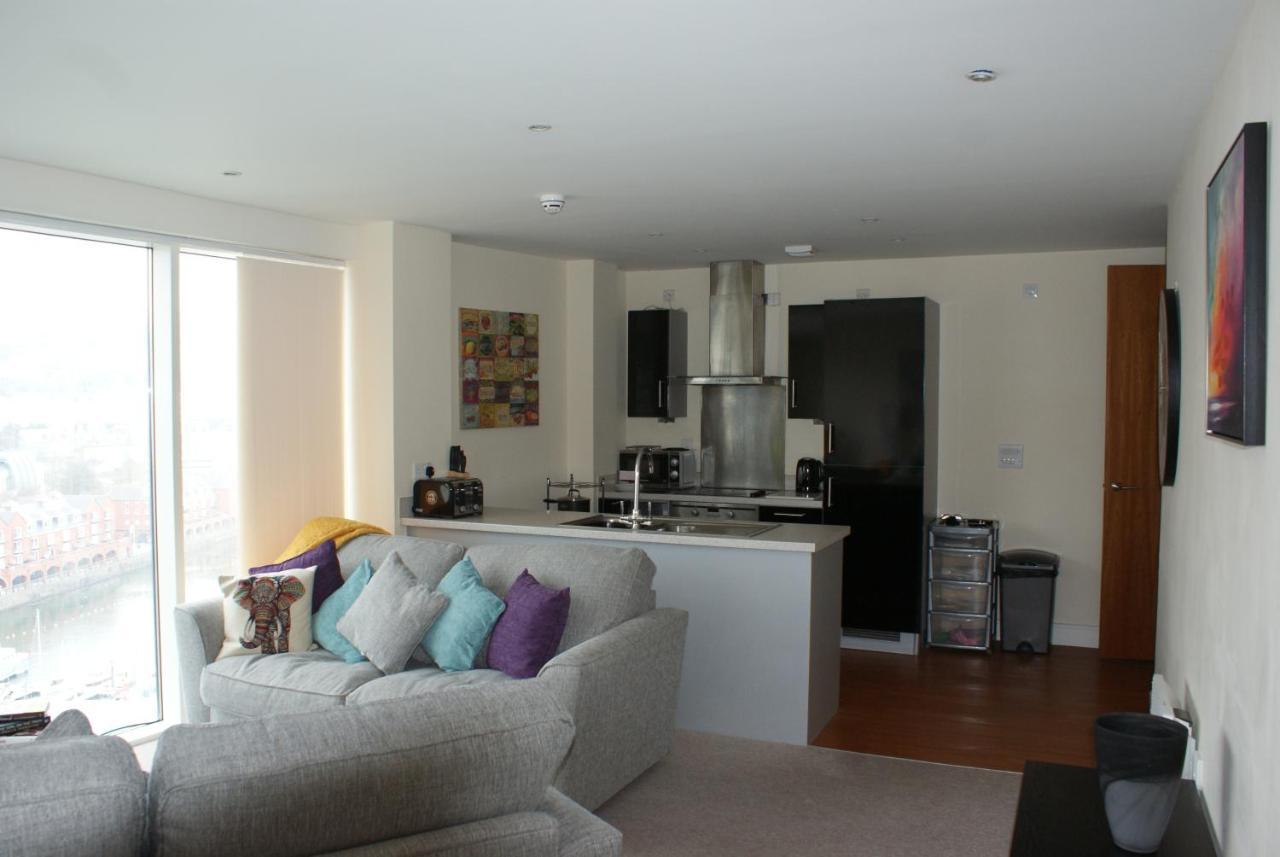 Coastal City Rooms - Waterfront Swansea Zewnętrze zdjęcie